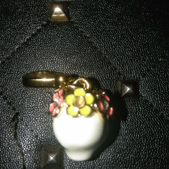 Charm - Picture 2 of 2